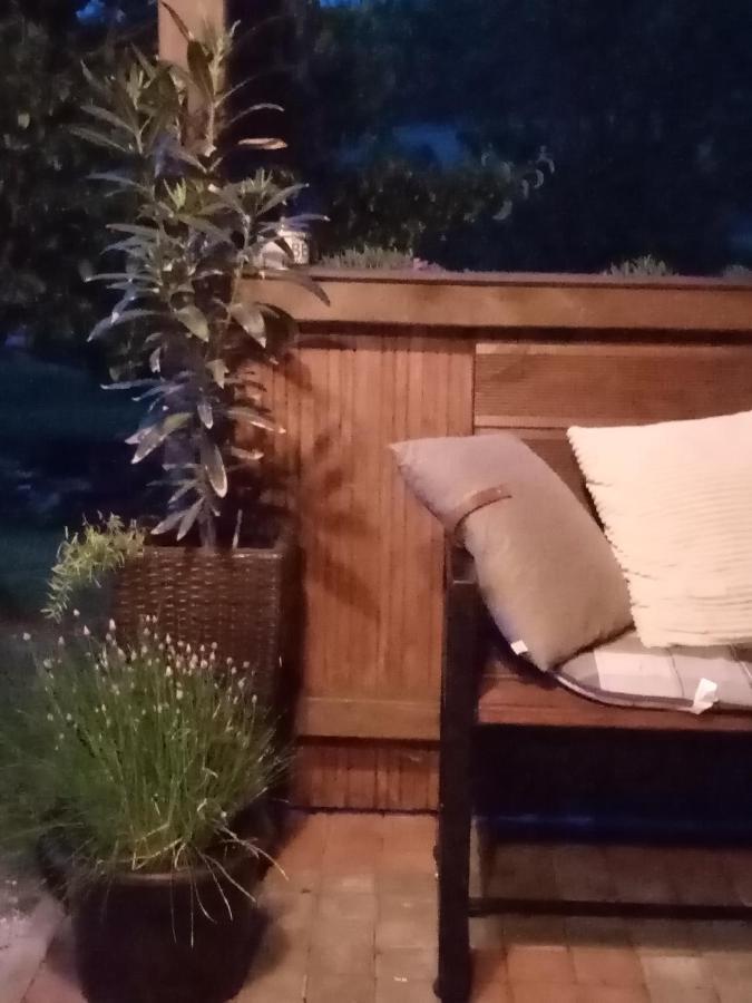 Mija Apartman S Vinnym Sklipkem, Zahradou A Grilem Kájov Zewnętrze zdjęcie