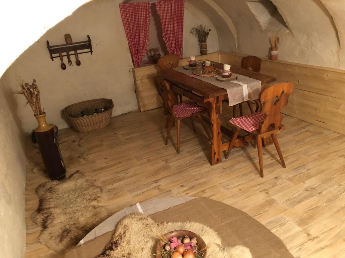Mija Apartman S Vinnym Sklipkem, Zahradou A Grilem Kájov Zewnętrze zdjęcie