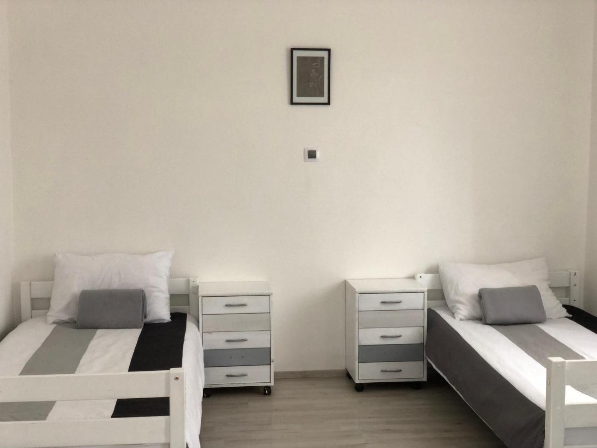Mija Apartman S Vinnym Sklipkem, Zahradou A Grilem Kájov Zewnętrze zdjęcie