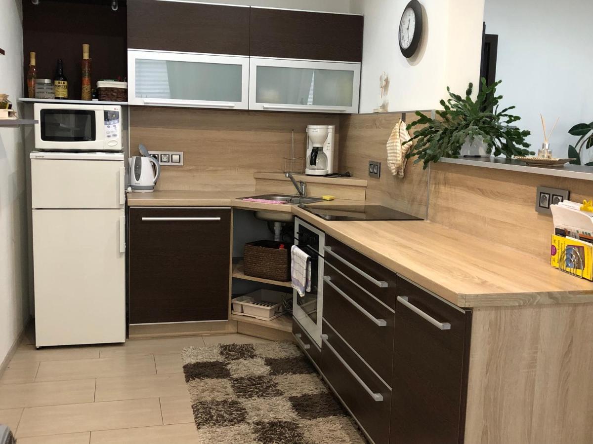 Mija Apartman S Vinnym Sklipkem, Zahradou A Grilem Kájov Zewnętrze zdjęcie
