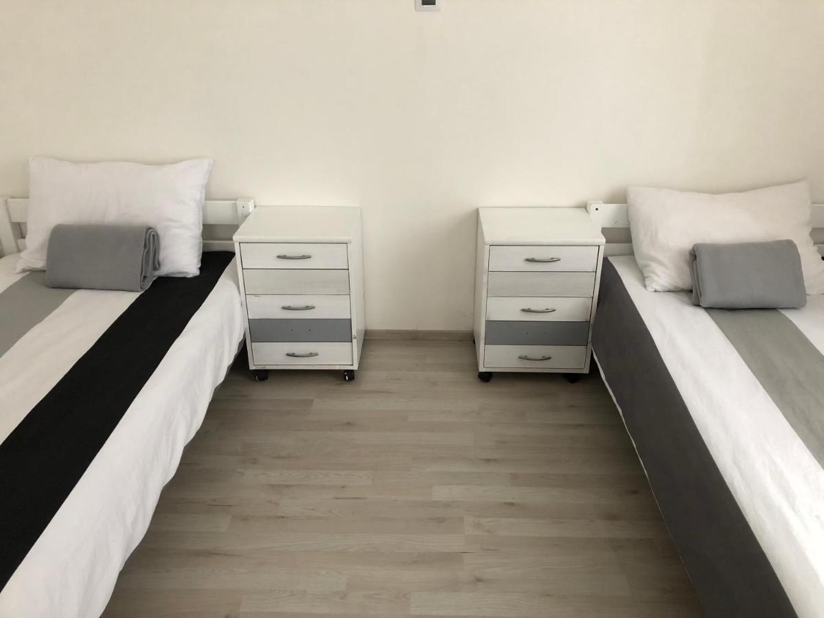 Mija Apartman S Vinnym Sklipkem, Zahradou A Grilem Kájov Zewnętrze zdjęcie