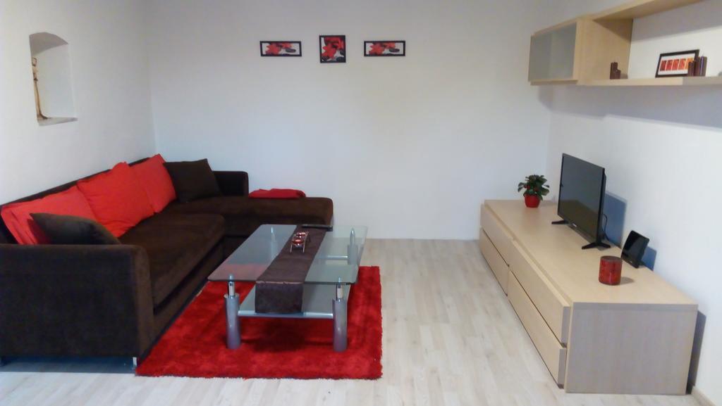 Mija Apartman S Vinnym Sklipkem, Zahradou A Grilem Kájov Zewnętrze zdjęcie